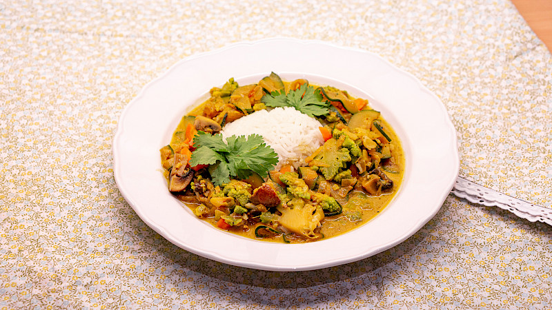 Coconut Vegetable Curry with Rice